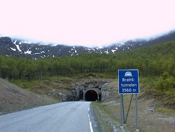 15.06 15:41 Noch ein Tunnel mit 3,56km Lnge!
